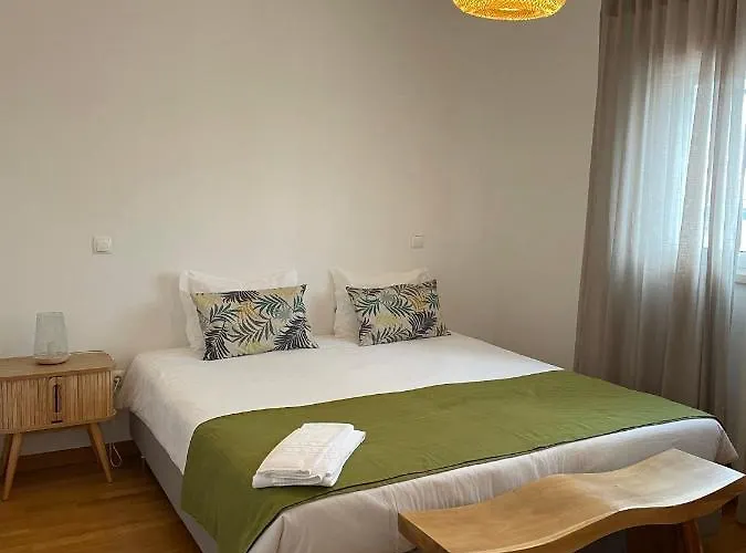 Zulla Moradia T3, Do Norte * ナザレ