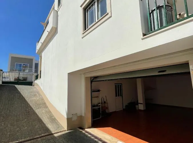 Zulla Moradia T3, Do Norte 別荘 *