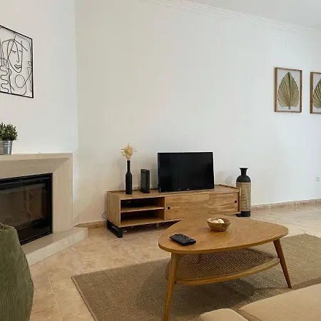 Holiday home Zulla Moradia T3, Do Norte *