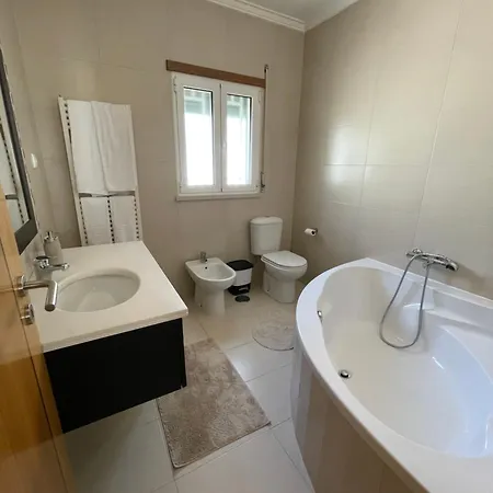 Holiday home Zulla Moradia T3, Do Norte